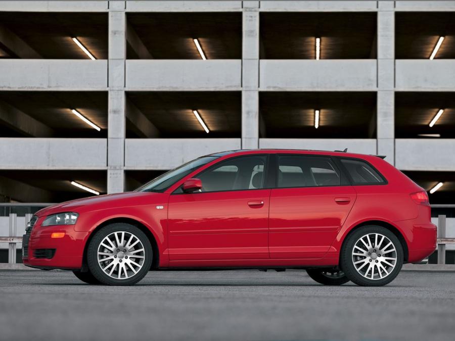  Audi A3 Sportback 2.0T (8PA) 2004 года  (NA) (фото 9 из 14)
